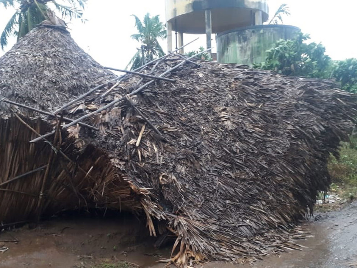 Cyclone Phethai in East Godavari Photo Gallery - Sakshi15