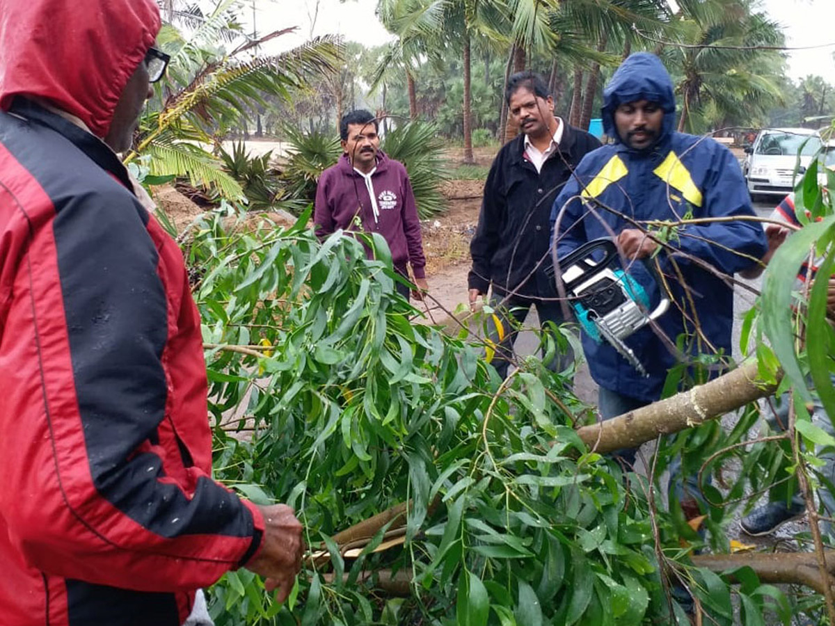 Cyclone Phethai in East Godavari Photo Gallery - Sakshi25