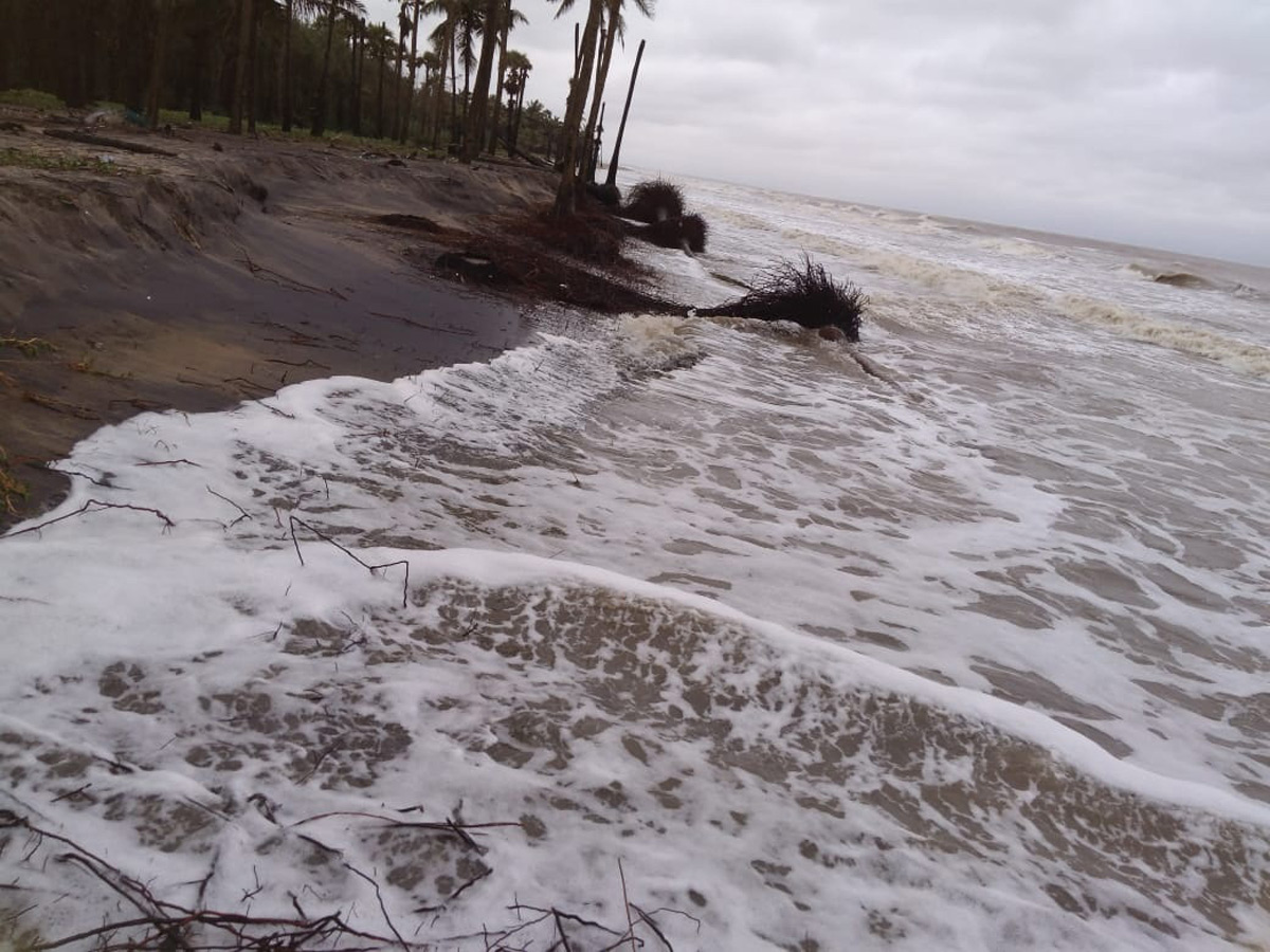 Cyclone Phethai in East Godavari Photo Gallery - Sakshi3