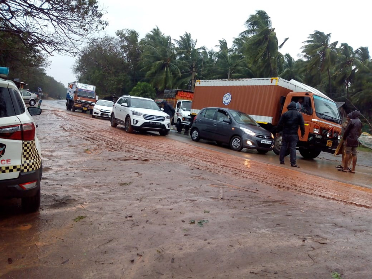 Cyclone Phethai in East Godavari Photo Gallery - Sakshi35