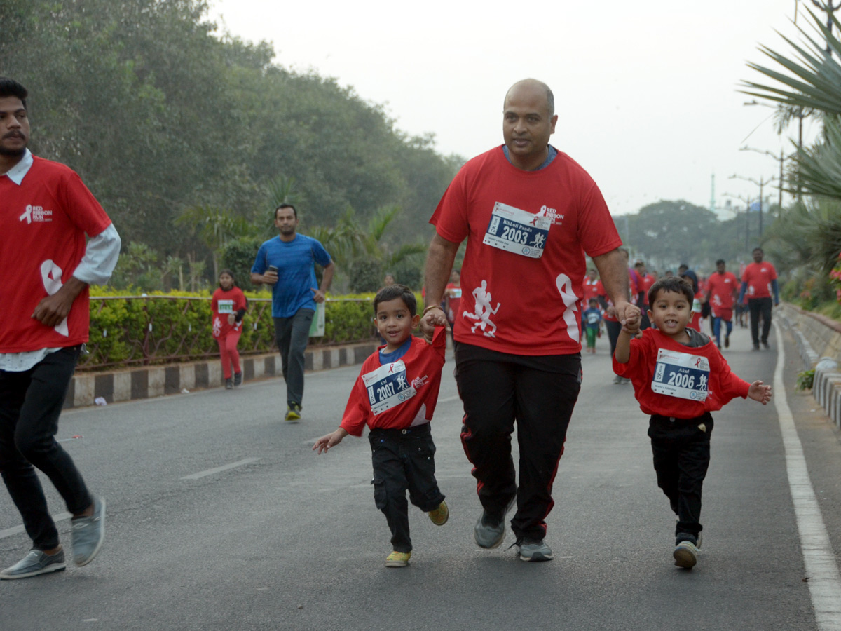 Aids Awareness Rally Held At Necklace Road Photo Gallery - Sakshi11