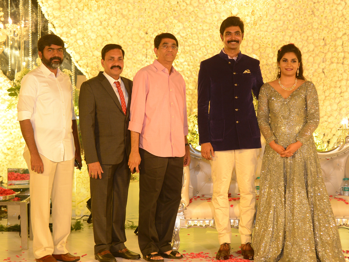 YSRCP MLA Kakani Govardhan Reddy doughter reception at tajkrishna Photo Gallery - Sakshi12