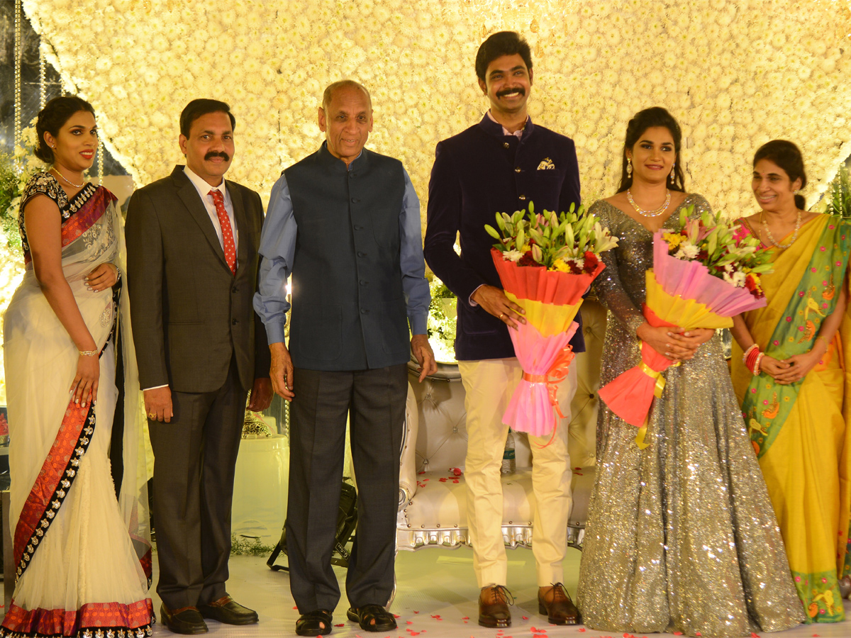 YSRCP MLA Kakani Govardhan Reddy doughter reception at tajkrishna Photo Gallery - Sakshi20