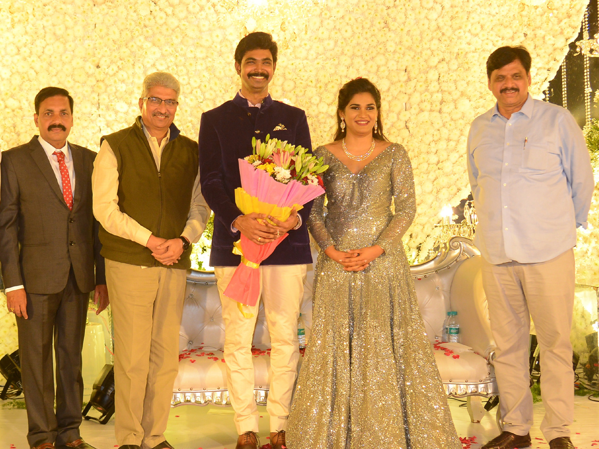 YSRCP MLA Kakani Govardhan Reddy doughter reception at tajkrishna Photo Gallery - Sakshi1