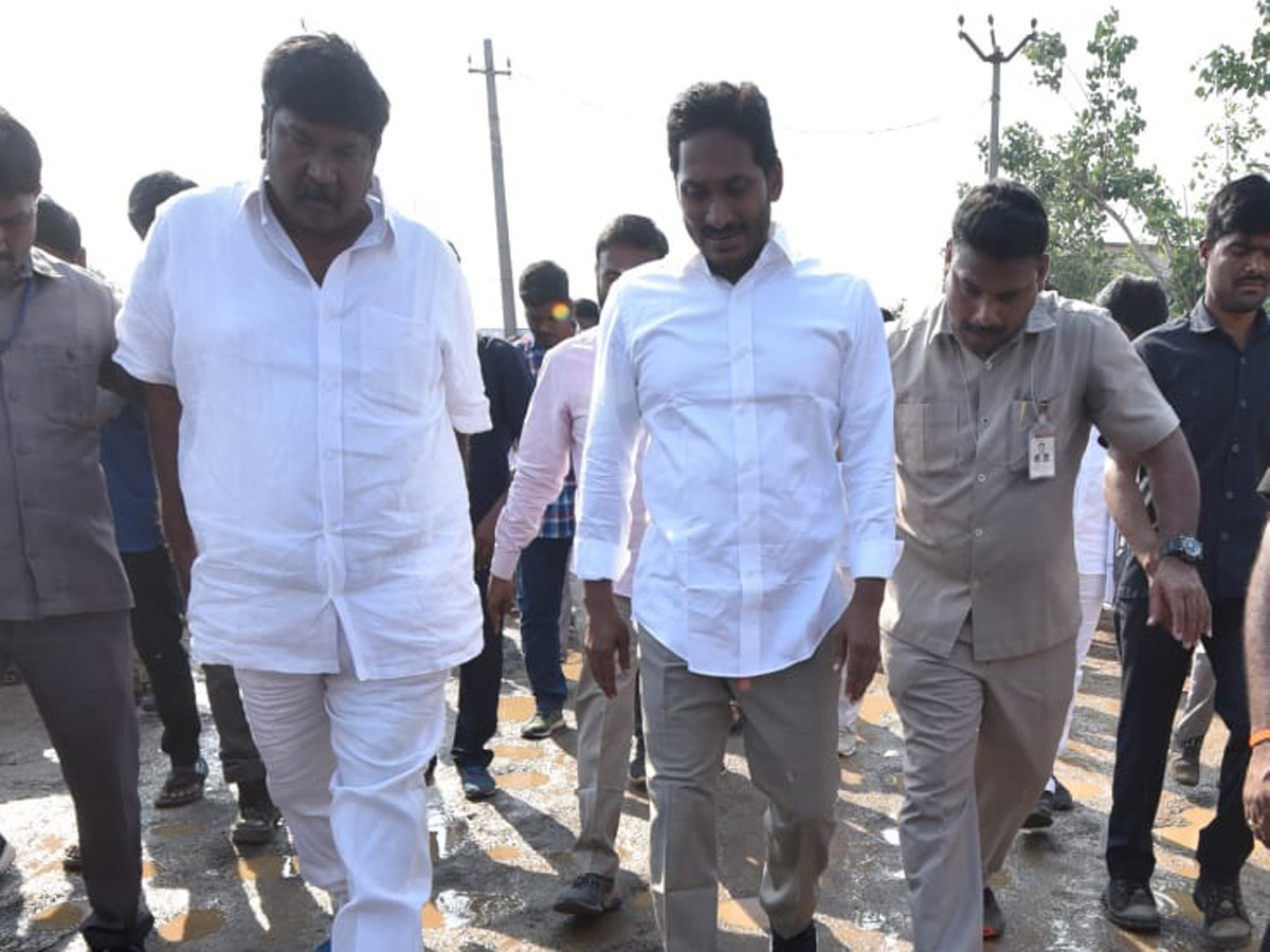 YS jagan padayatra at Srikakulam photo gallery - Sakshi13