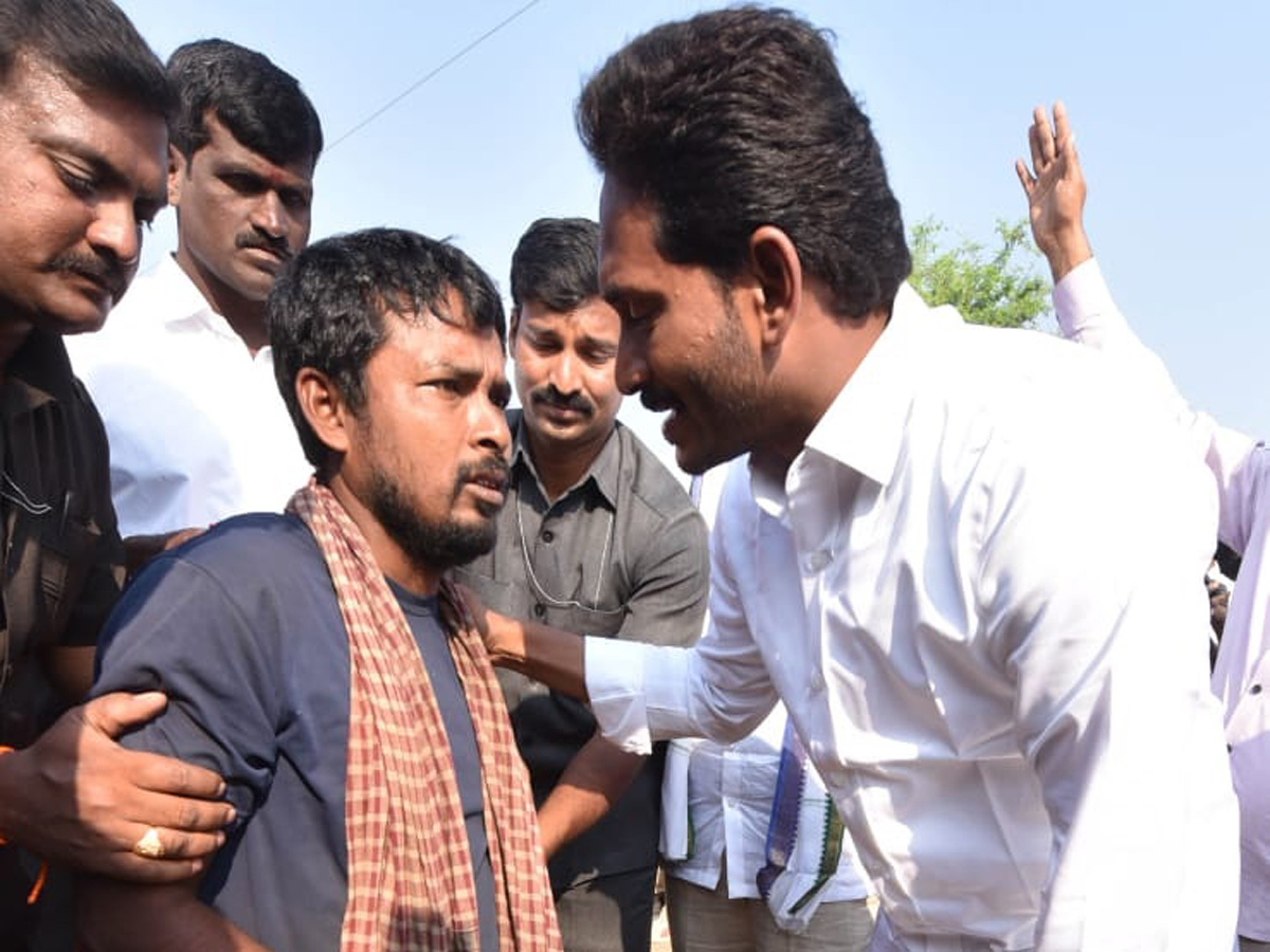 YS jagan padayatra at Srikakulam photo gallery - Sakshi7