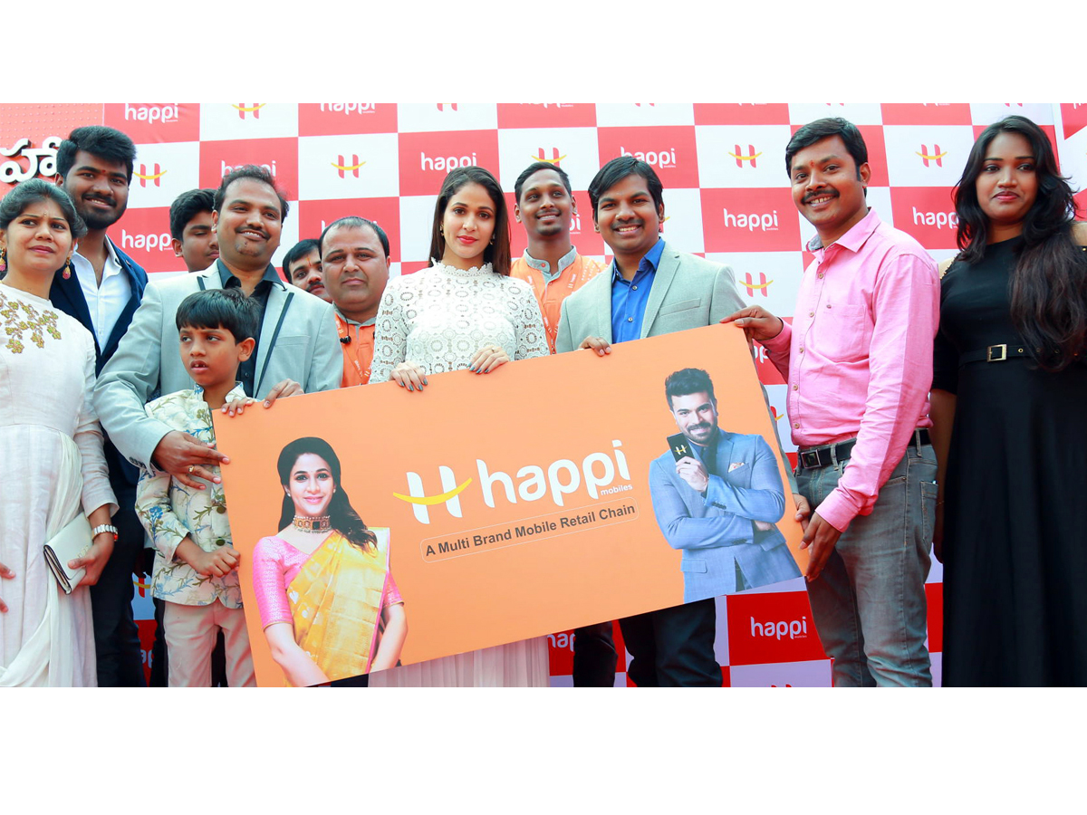 Happi Mobiles Grand Store launched by Actress Lavanya Tripathi - Sakshi2