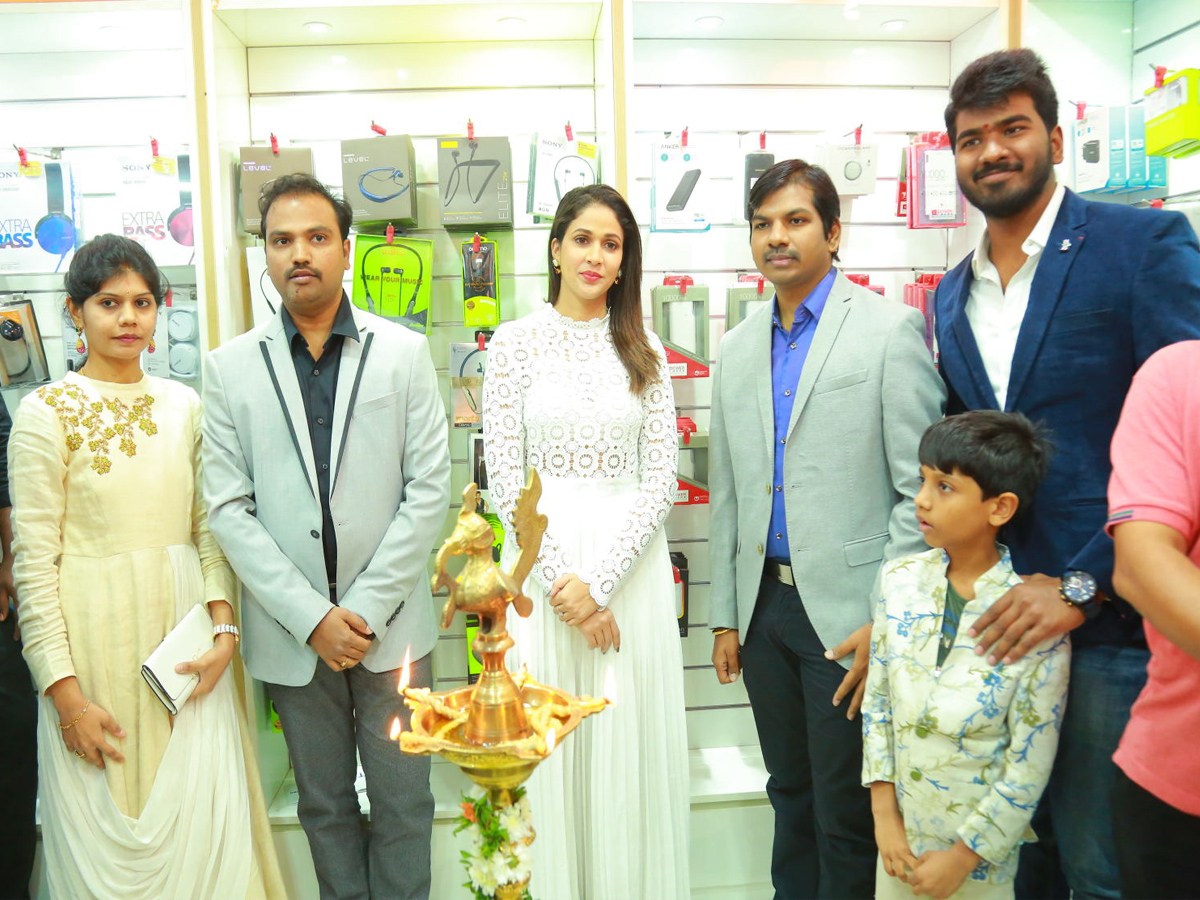 Happi Mobiles Grand Store launched by Actress Lavanya Tripathi - Sakshi10