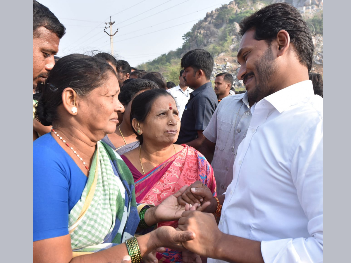 YS Jagan PrajaSankalpaYatra Day 329th Photo Gallery - Sakshi18