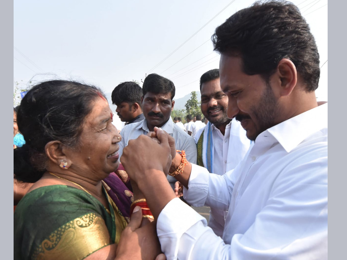 YS Jagan PrajaSankalpaYatra Day 329th Photo Gallery - Sakshi19