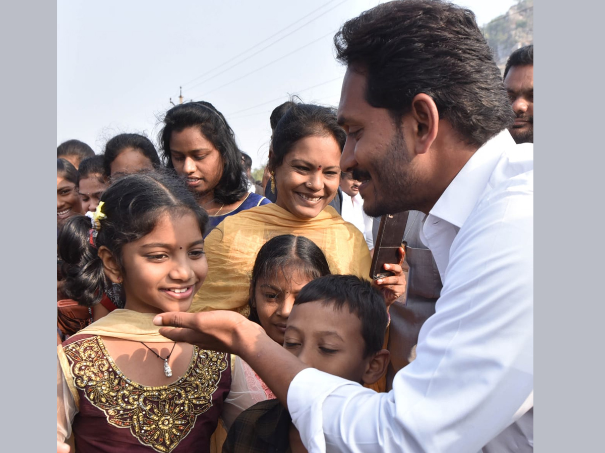 YS Jagan PrajaSankalpaYatra Day 329th Photo Gallery - Sakshi25