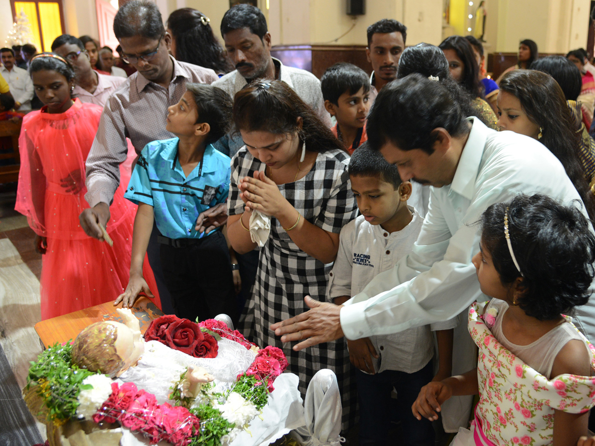 christmas celebrations in hyderabad 2018 Photo Gallery - Sakshi11