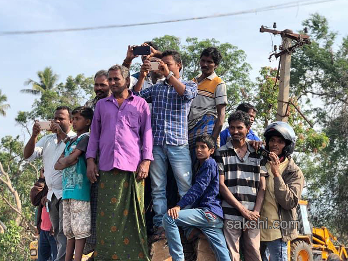 ys jagan prajasankalpayatra 331st day - Sakshi3