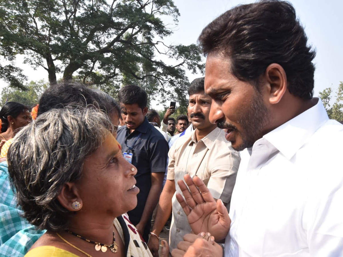 YS jagan padayatra at Srikakulam Photo Gallery - Sakshi21