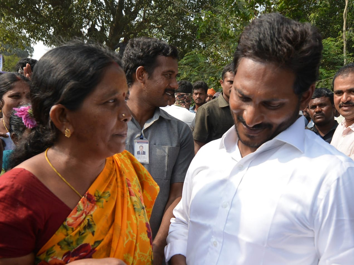 YS jagan padayatra at Srikakulam Photo Gallery - Sakshi36