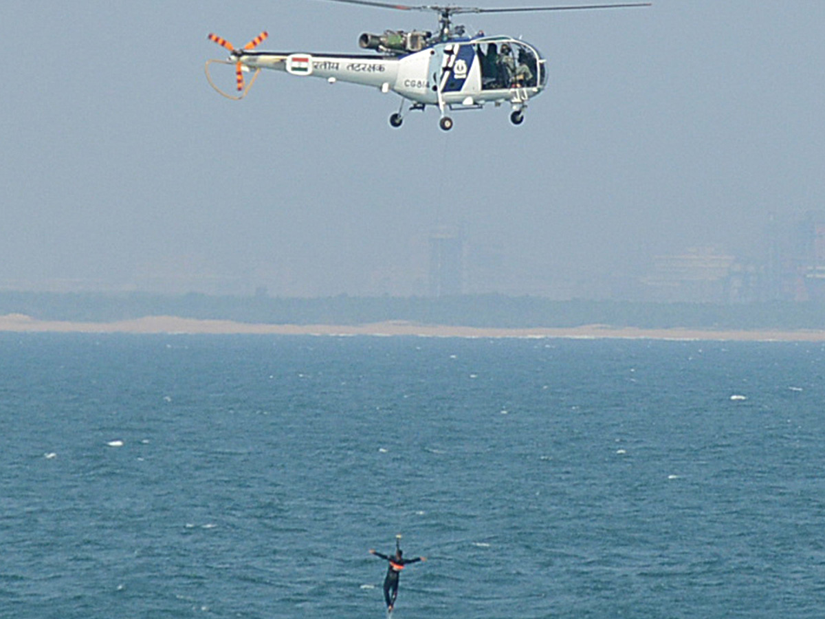 Navy Day Celebrations At Visakhapatnam Photo Gallery - Sakshi17