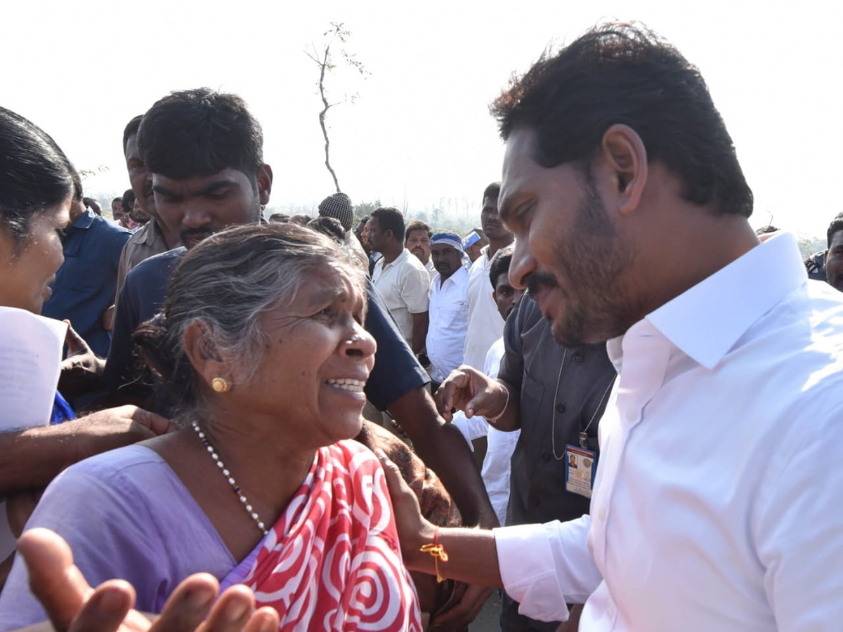 YS jagan padayatra at Srikakulam photo gallery - Sakshi7