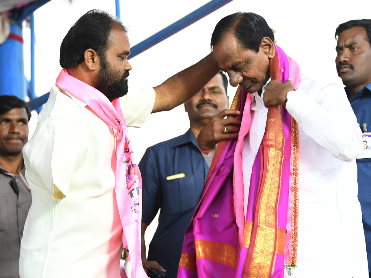 TRS Public Meeting In Nalgonda Photo Gallery - Sakshi2