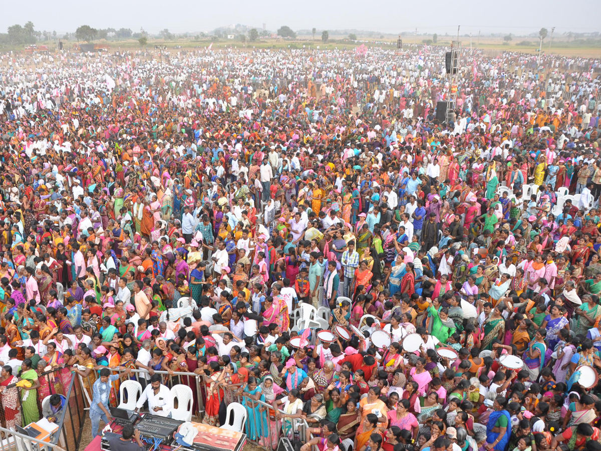 TRS Public Meeting In Nalgonda Photo Gallery - Sakshi13