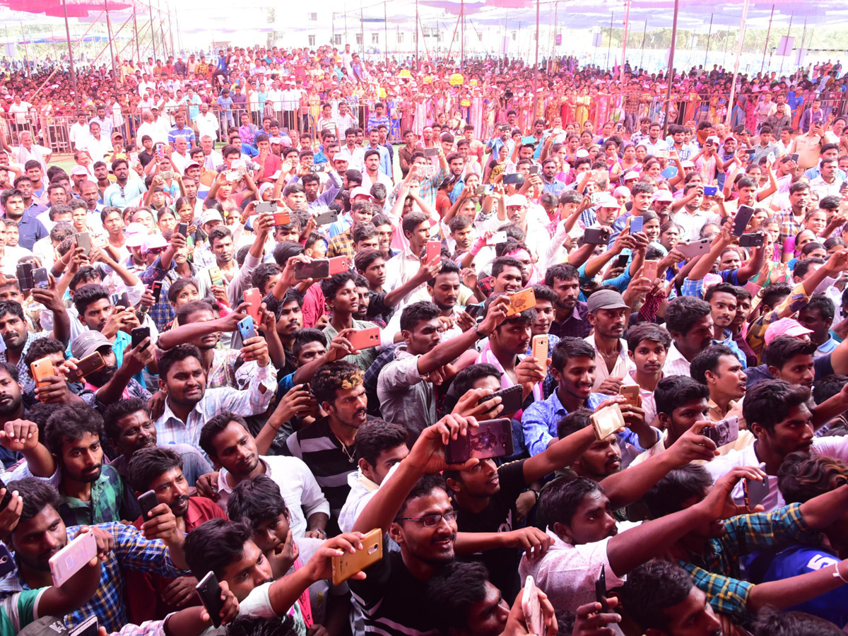 TRS Public Meeting In Nalgonda Photo Gallery - Sakshi17