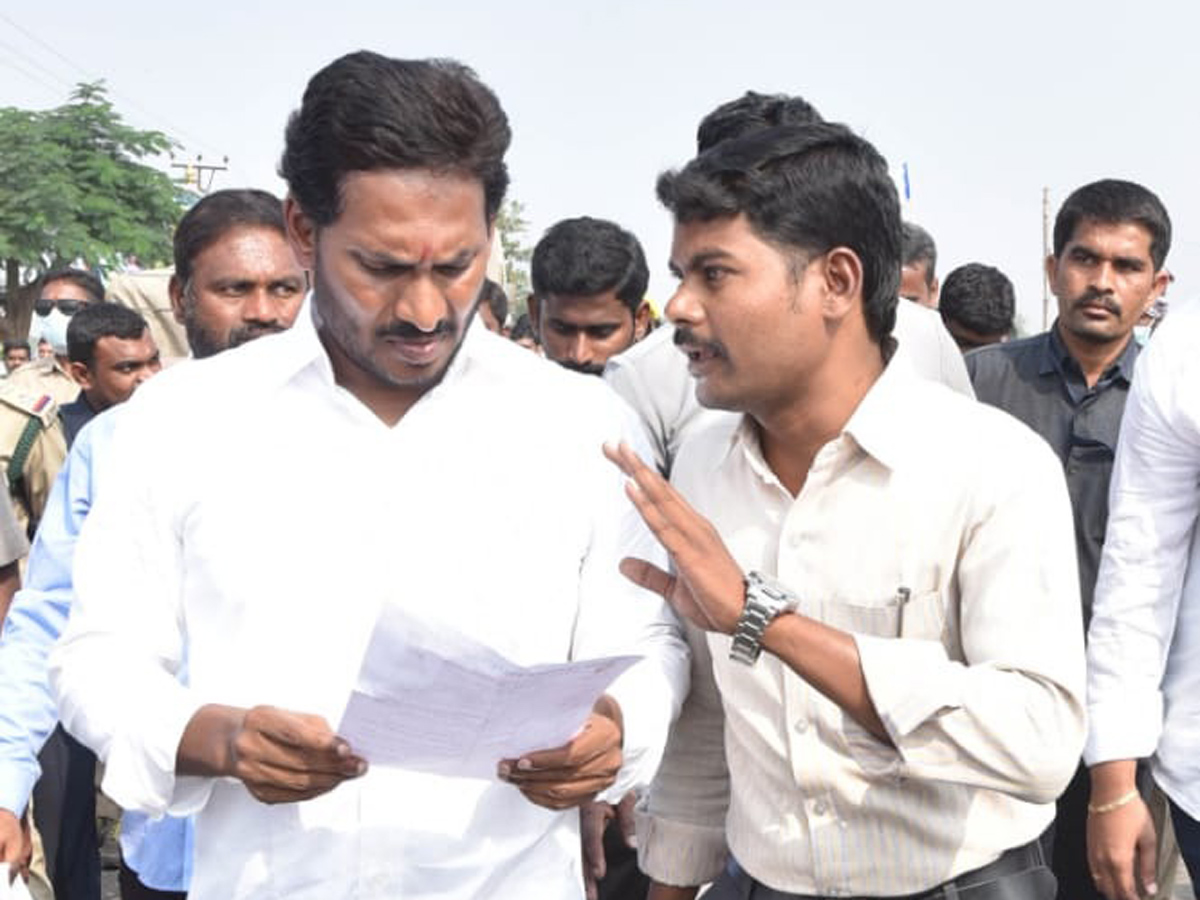 YS jagan padayatra at Srikakulam Photo gallery - Sakshi12