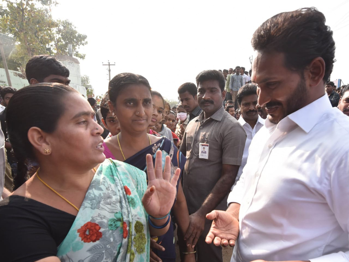 YS jagan padayatra at Srikakulam Photo gallery - Sakshi14