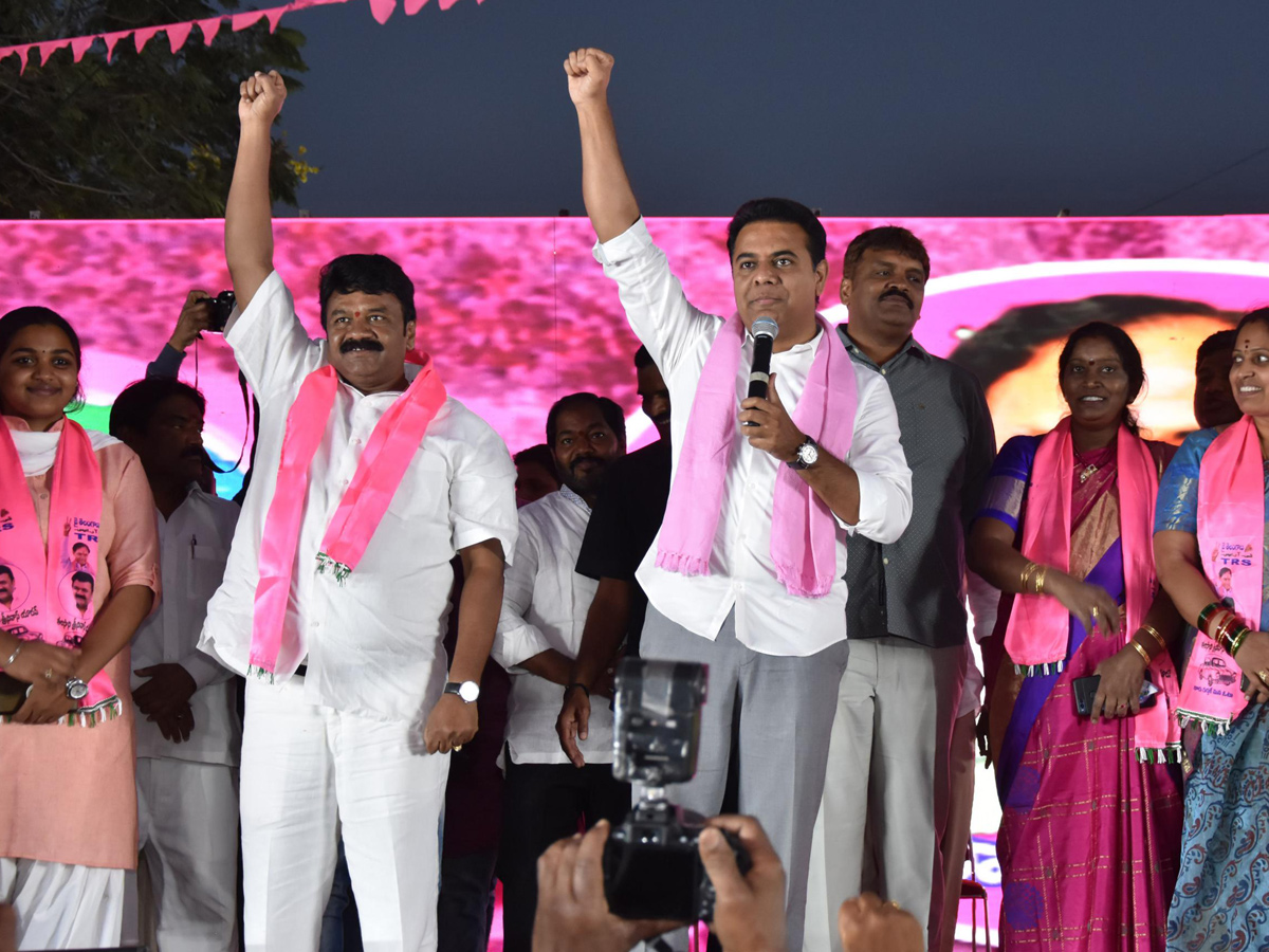 KTR Road Show in Medchal Constituency Photo Gallery - Sakshi12