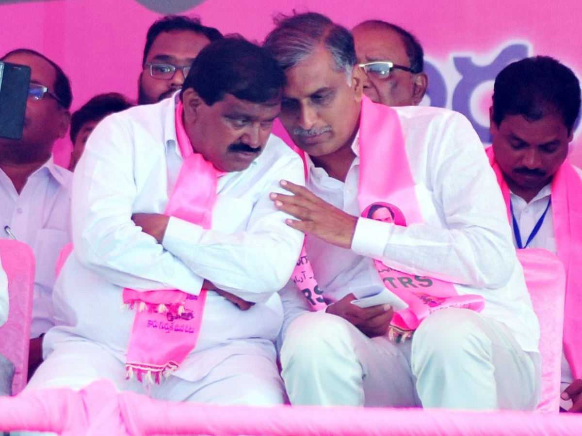 TRS Public Meeting in Kodangal Photo Gallery - Sakshi16