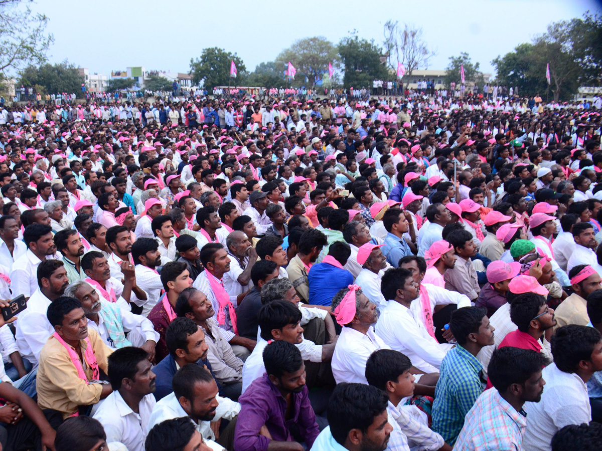 TRS Public Meeting in Kodangal Photo Gallery - Sakshi4