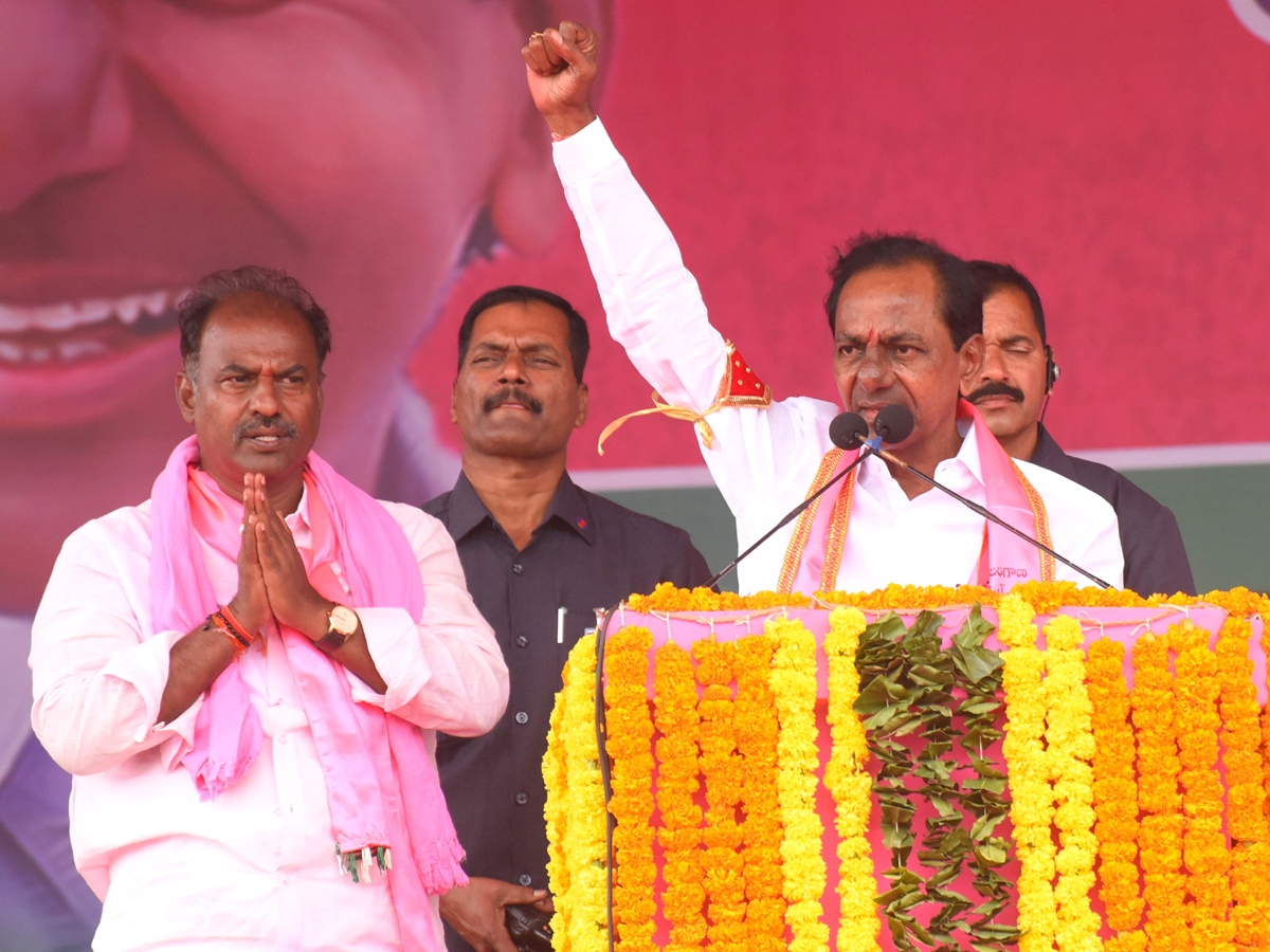 TRS Public Meeting in Kodangal Photo Gallery - Sakshi5