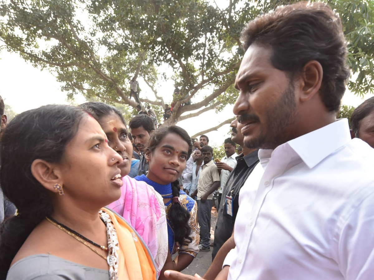 YS jagan padayatra at Srikakulamphoto Gallery - Sakshi14