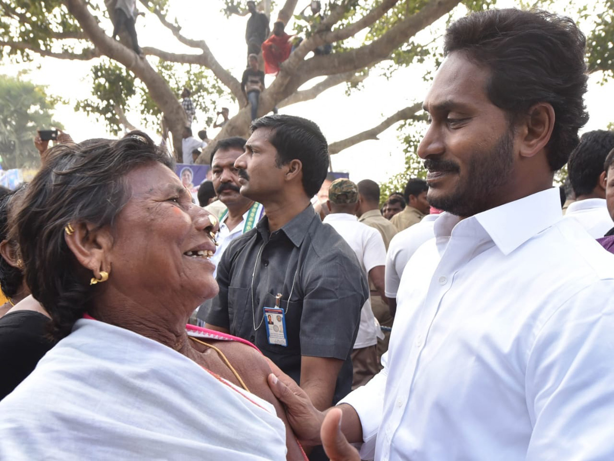 YS jagan padayatra at Srikakulamphoto Gallery - Sakshi18