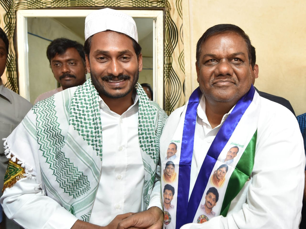 YS jagan padayatra at Srikakulam photo gallery - Sakshi19