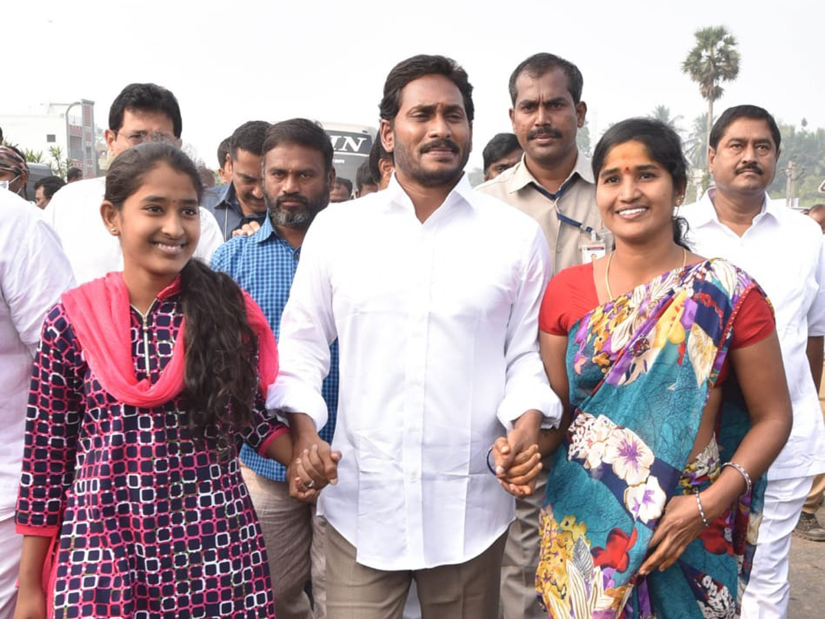 YS jagan padayatra at Srikakulam photo gallery - Sakshi7