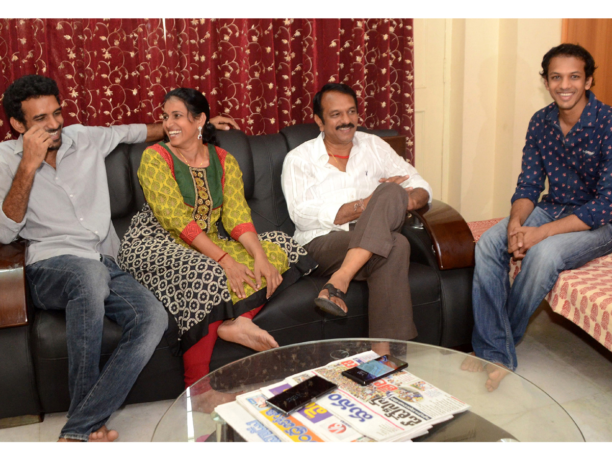 Telangana MLA Candidates With Families Photo Gallery - Sakshi16