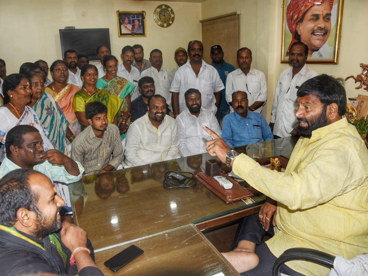 Telangana MLA Candidates With Families Photo Gallery - Sakshi19