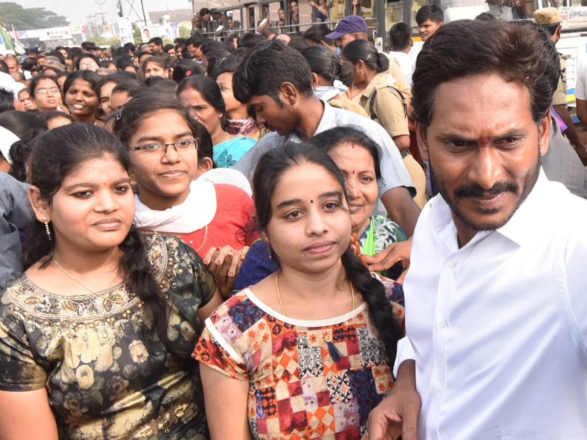 YS Jagan PrajaSankalpaYatra Day 317th Photo Gallery - Sakshi13