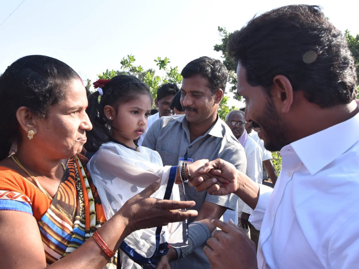 YS jagan padayatra at Sikakulam photo gallery - Sakshi20