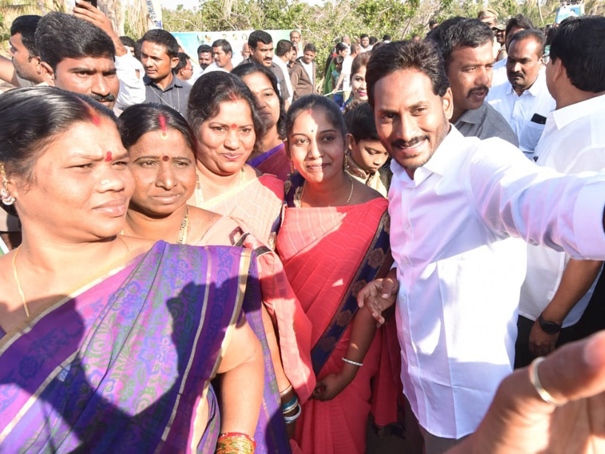 YS jagan padayatra at Sikakulam photo gallery - Sakshi21