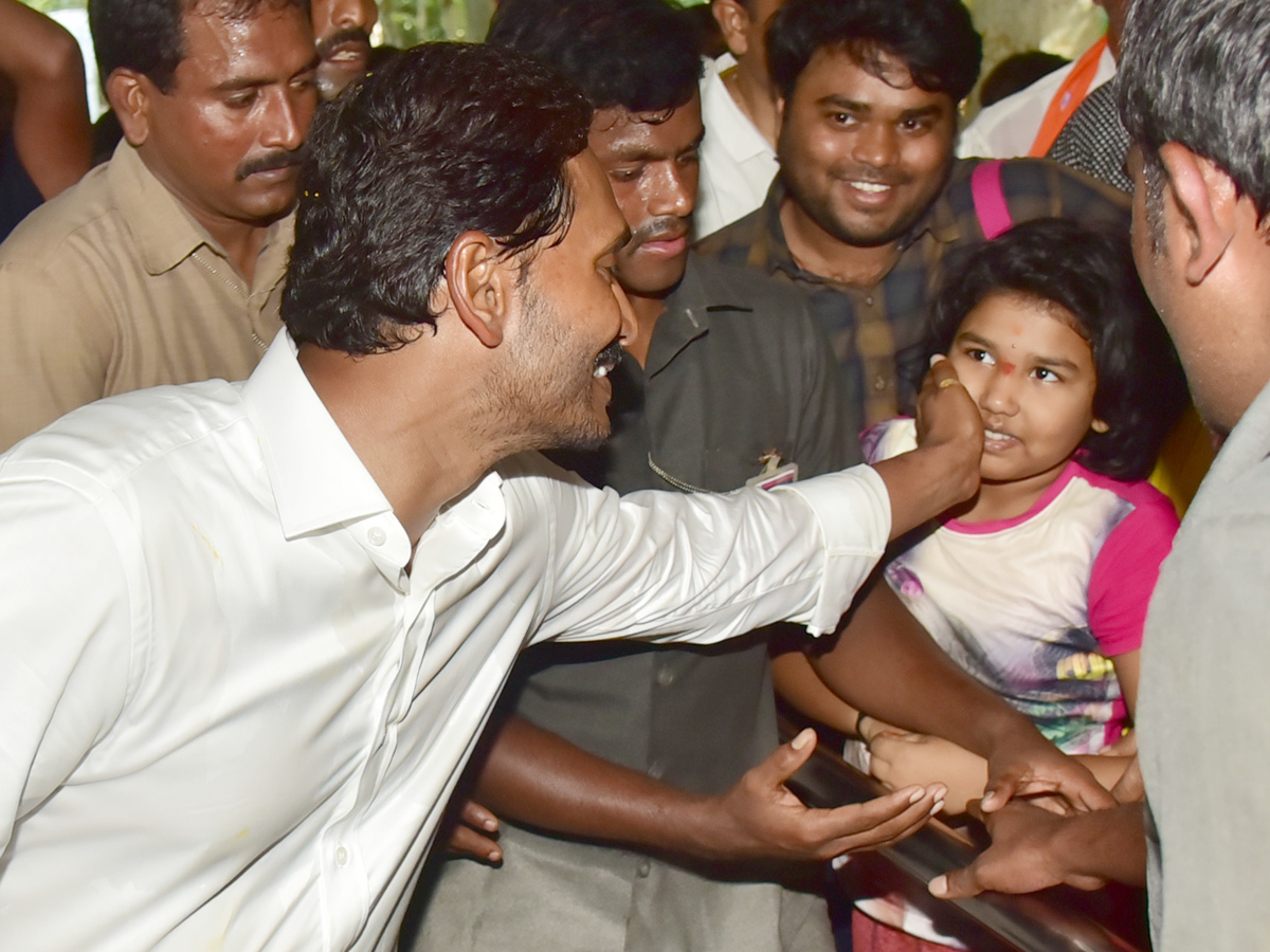 YS Jagan Mohan Reddy in Tirumala Photo Gallery - Sakshi24