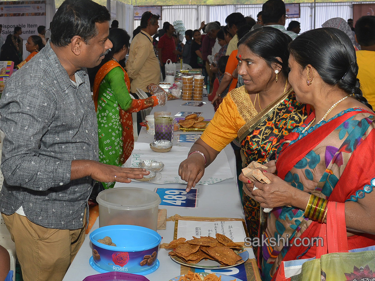 International 'Sweet Festival' in Hyderabad; Over 1,000 Varieties on Display - Sakshi11