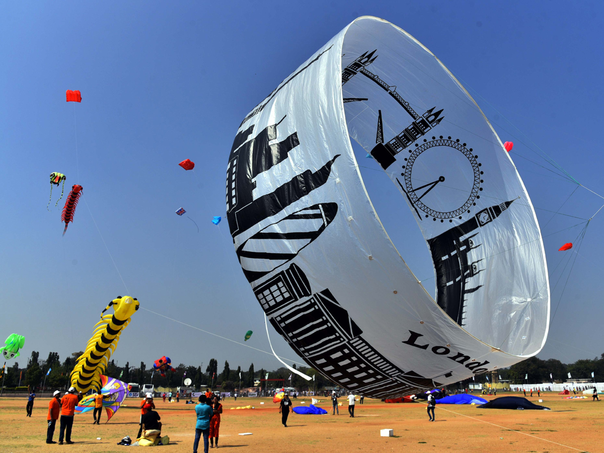 Telangana Kites festival 2019 Photo Gallery - Sakshi19