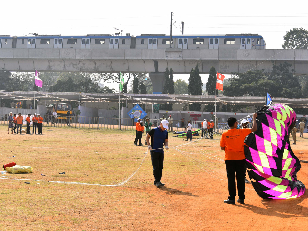 Telangana Kites festival 2019 Photo Gallery - Sakshi27