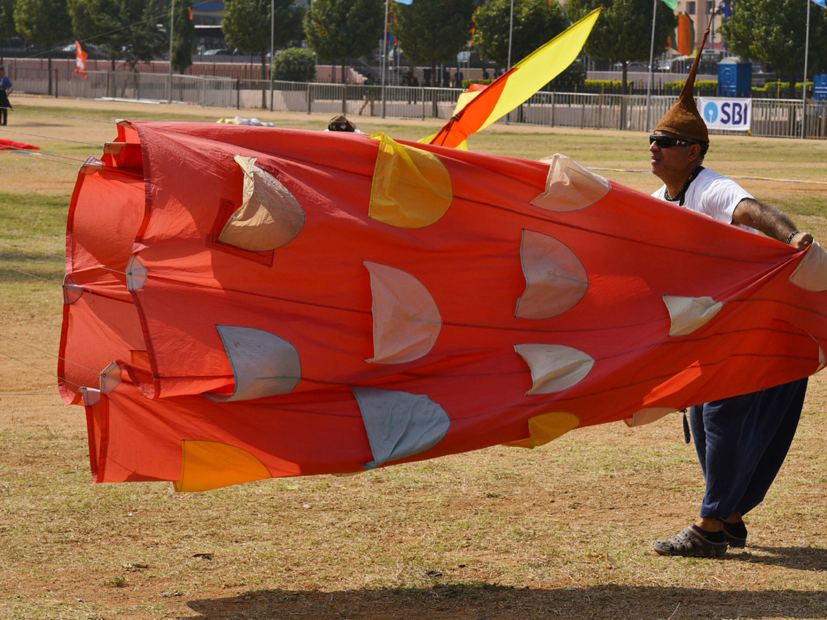 Telangana Kites festival 2019 Photo Gallery - Sakshi13