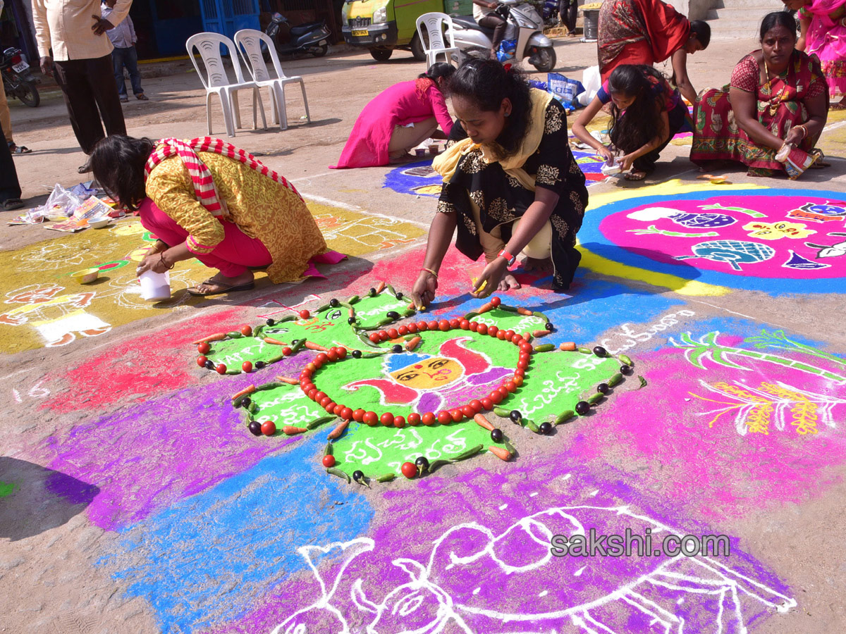 sankranti festival In Nalgonda - Sakshi8