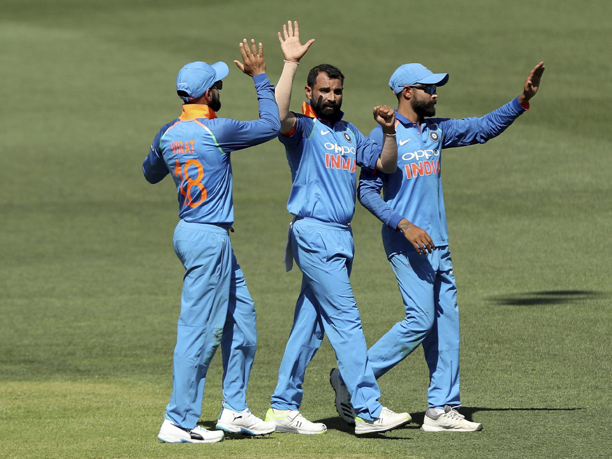 India won second one day match with Australia - Sakshi19