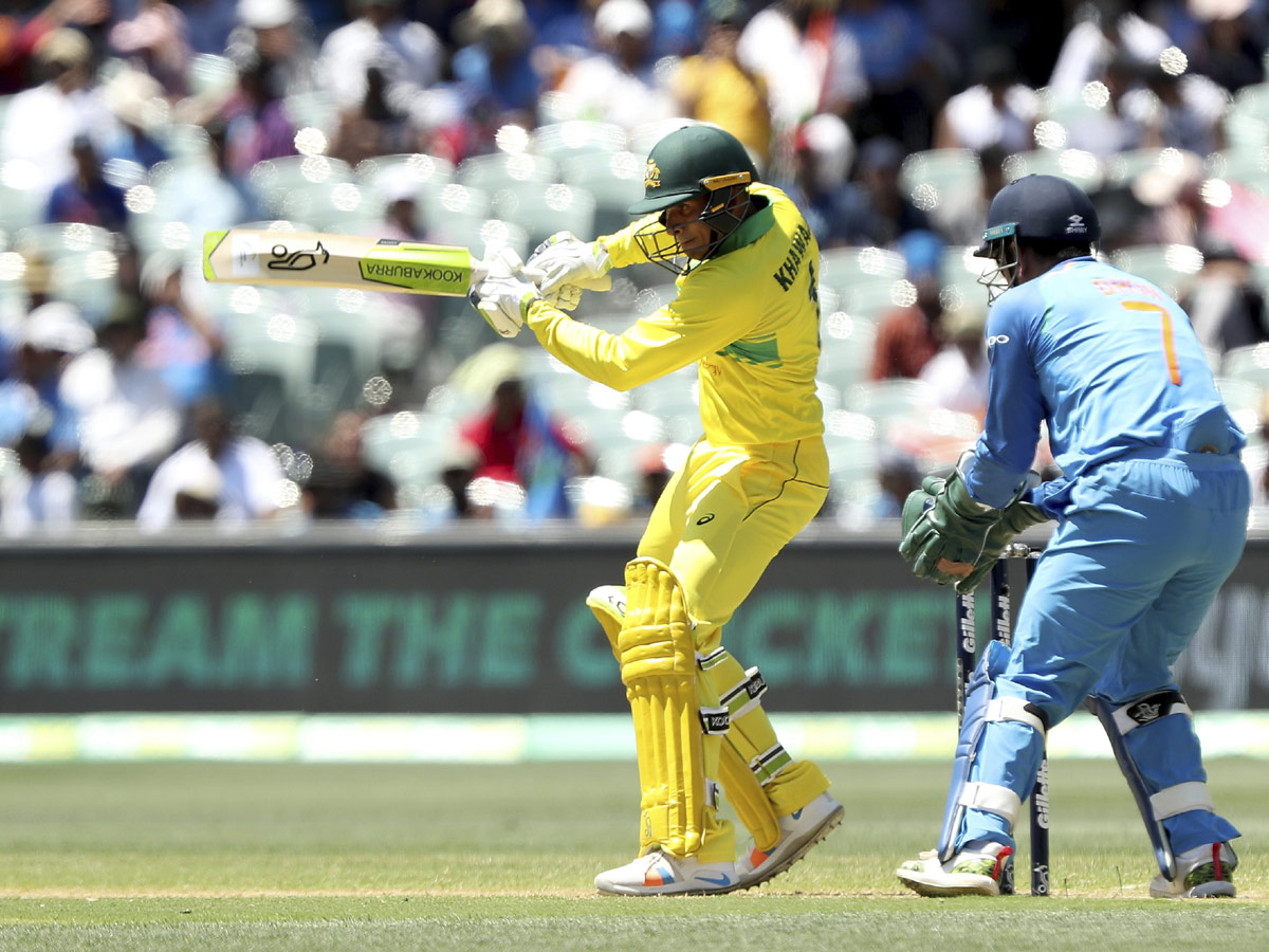 India won second one day match with Australia - Sakshi21