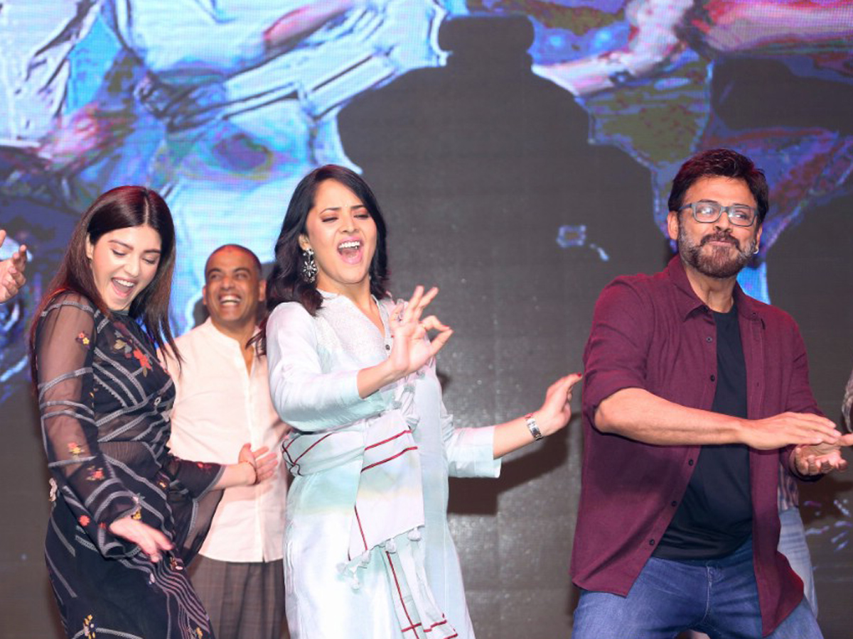 F2 Success Meet  - Sakshi18