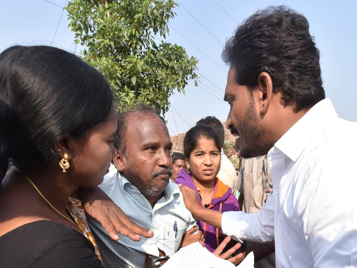 YS jagan padayatra at Srikakulam photo gallery - Sakshi13