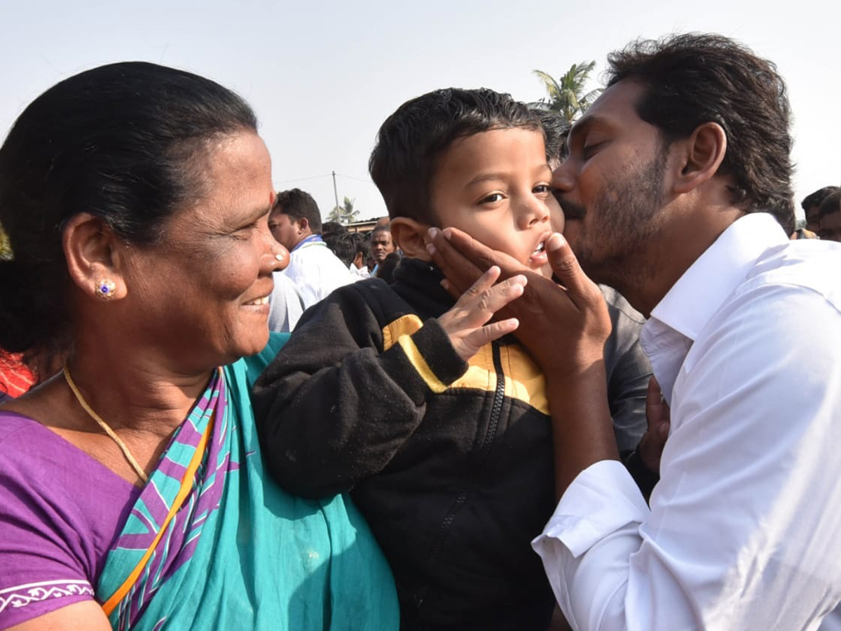 YS jagan padayatra at Srikakulam photo gallery - Sakshi20